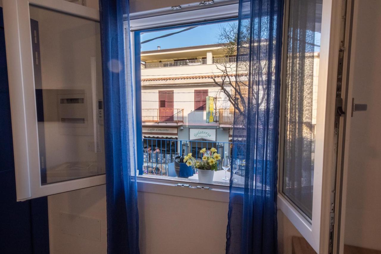 Bed & Blu Hotel La Caletta Exterior photo