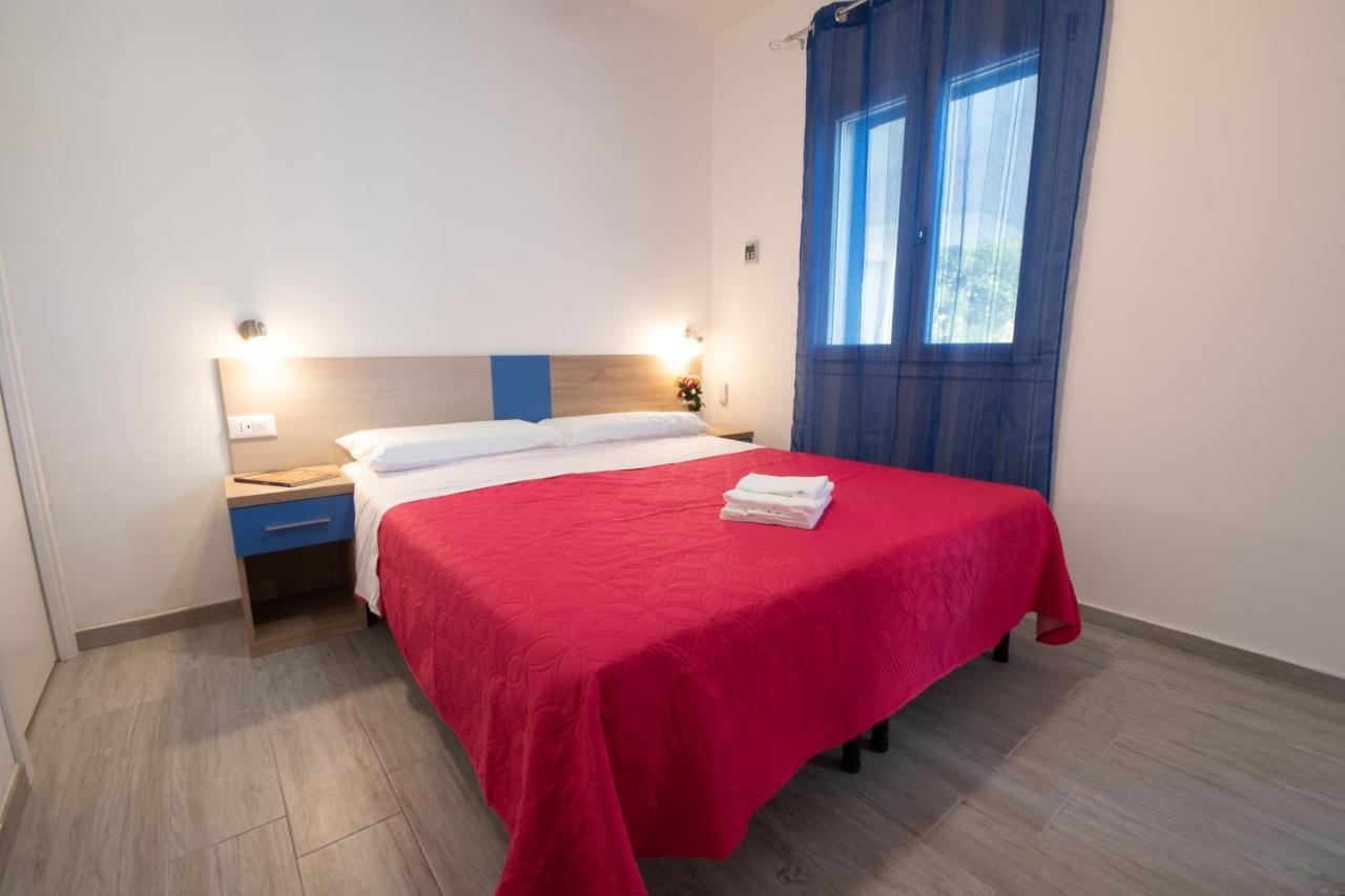 Bed & Blu Hotel La Caletta Exterior photo