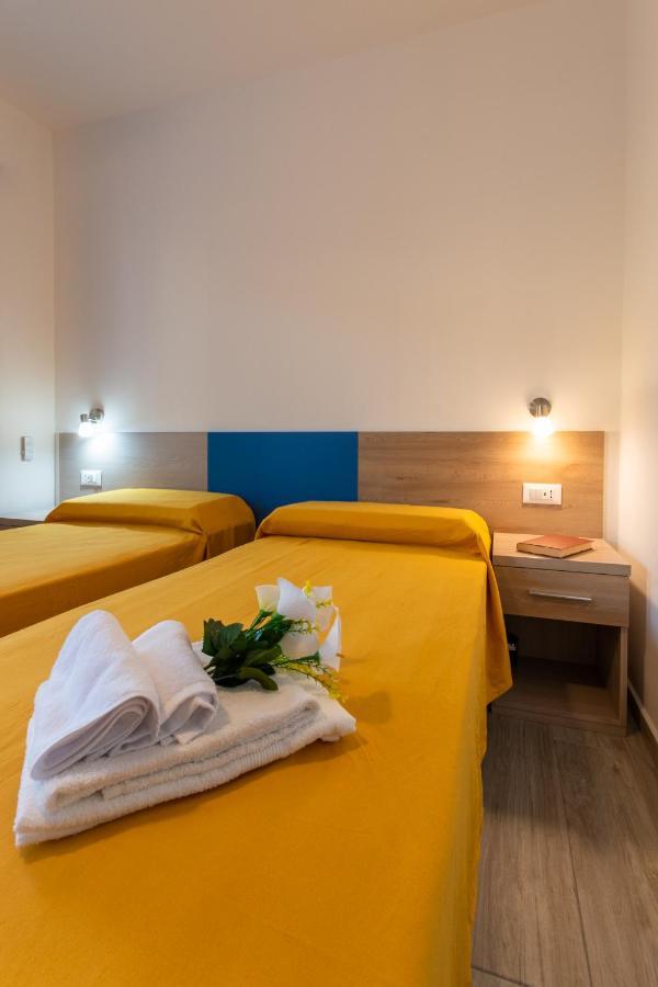 Bed & Blu Hotel La Caletta Exterior photo