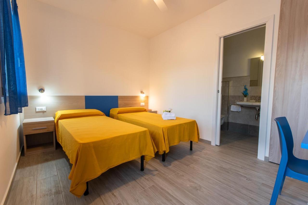 Bed & Blu Hotel La Caletta Exterior photo