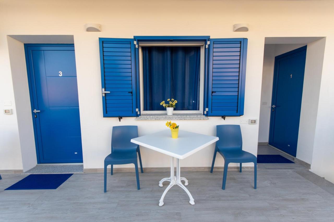 Bed & Blu Hotel La Caletta Exterior photo