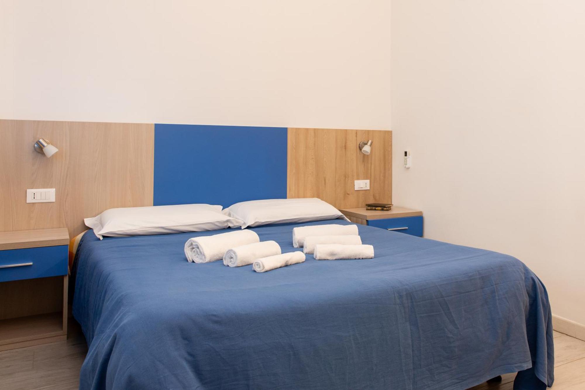 Bed & Blu Hotel La Caletta Exterior photo