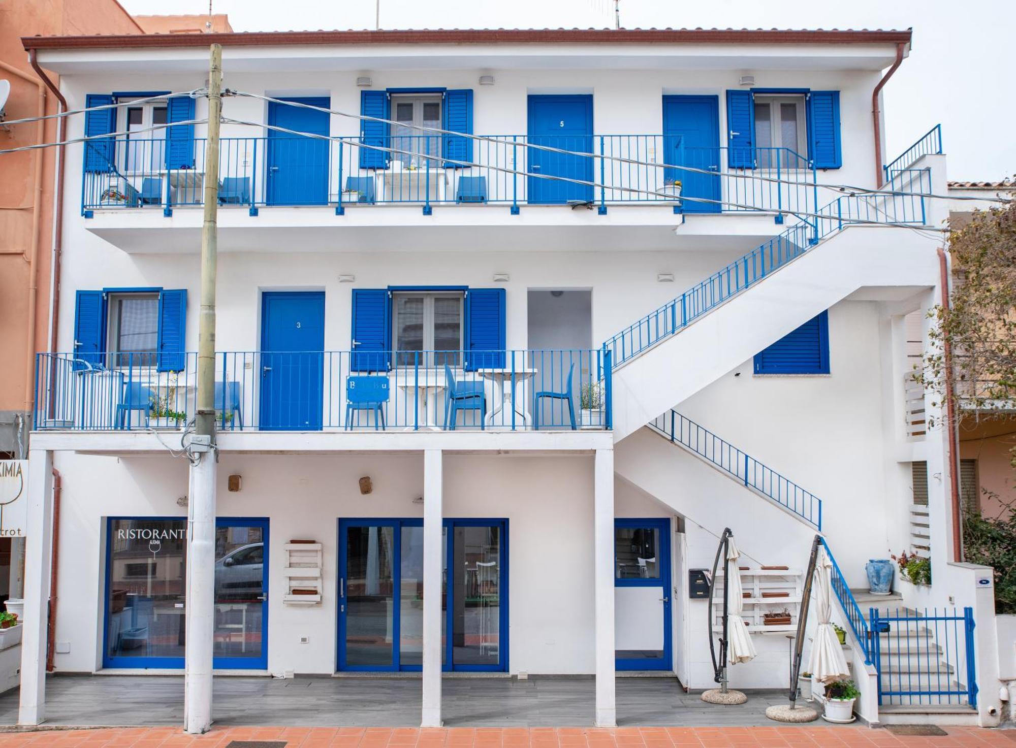 Bed & Blu Hotel La Caletta Exterior photo
